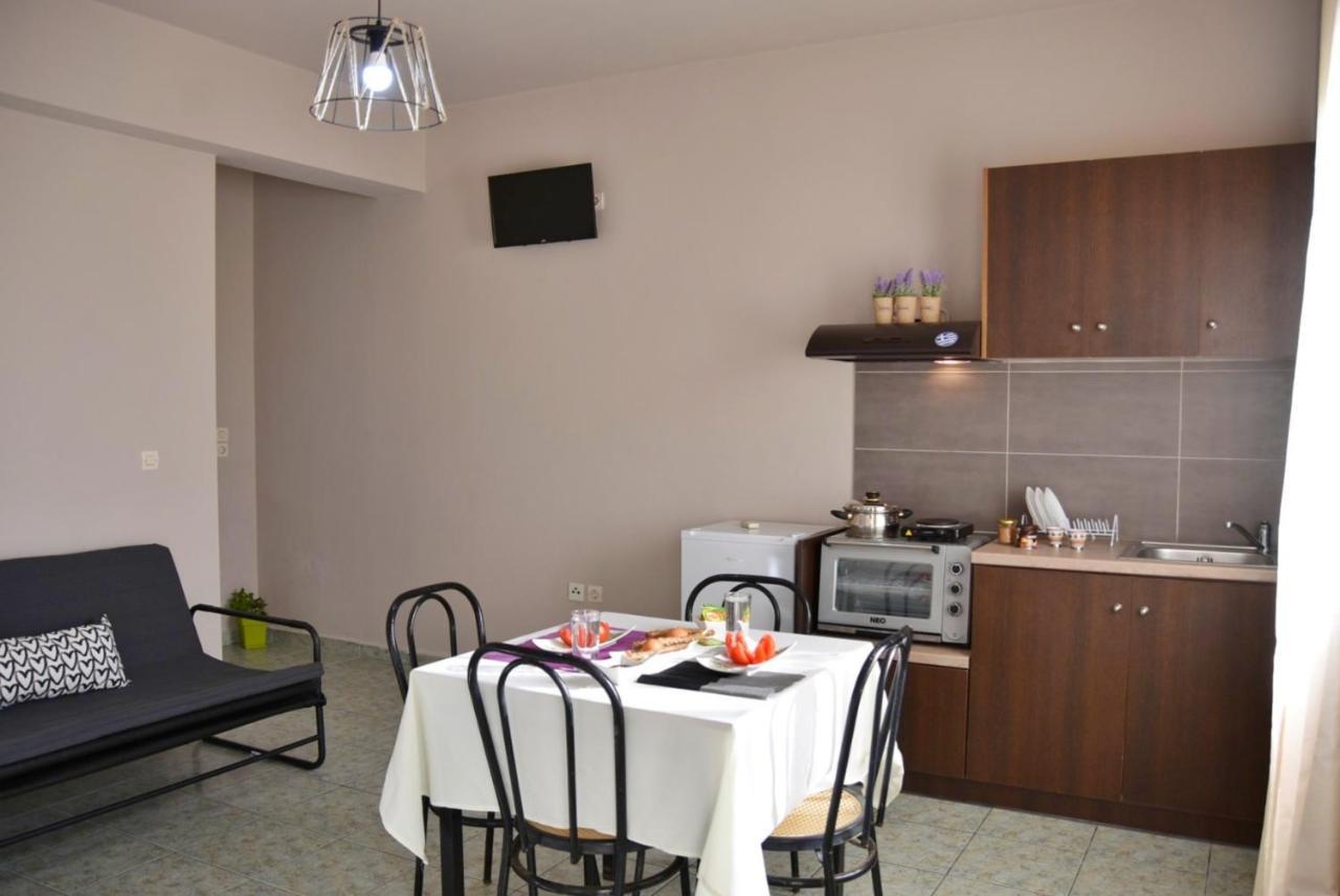 Anemomylos Apartments Lixouri Exterior foto